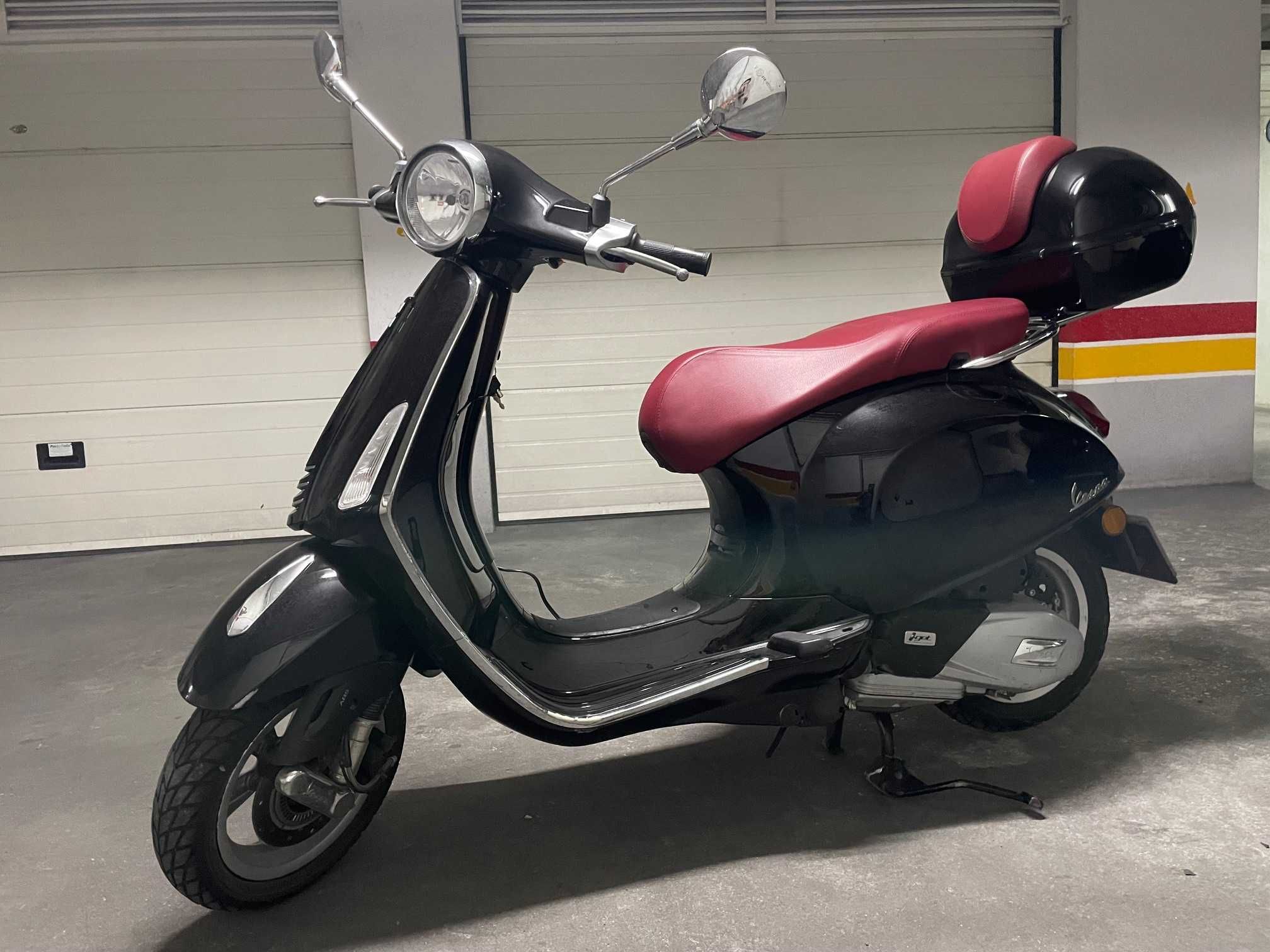 Vespa Primavera 125