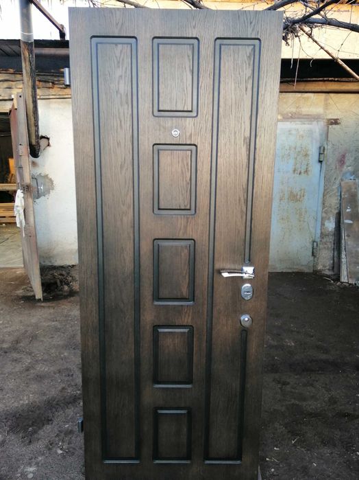 Виготовлення металевих дверей