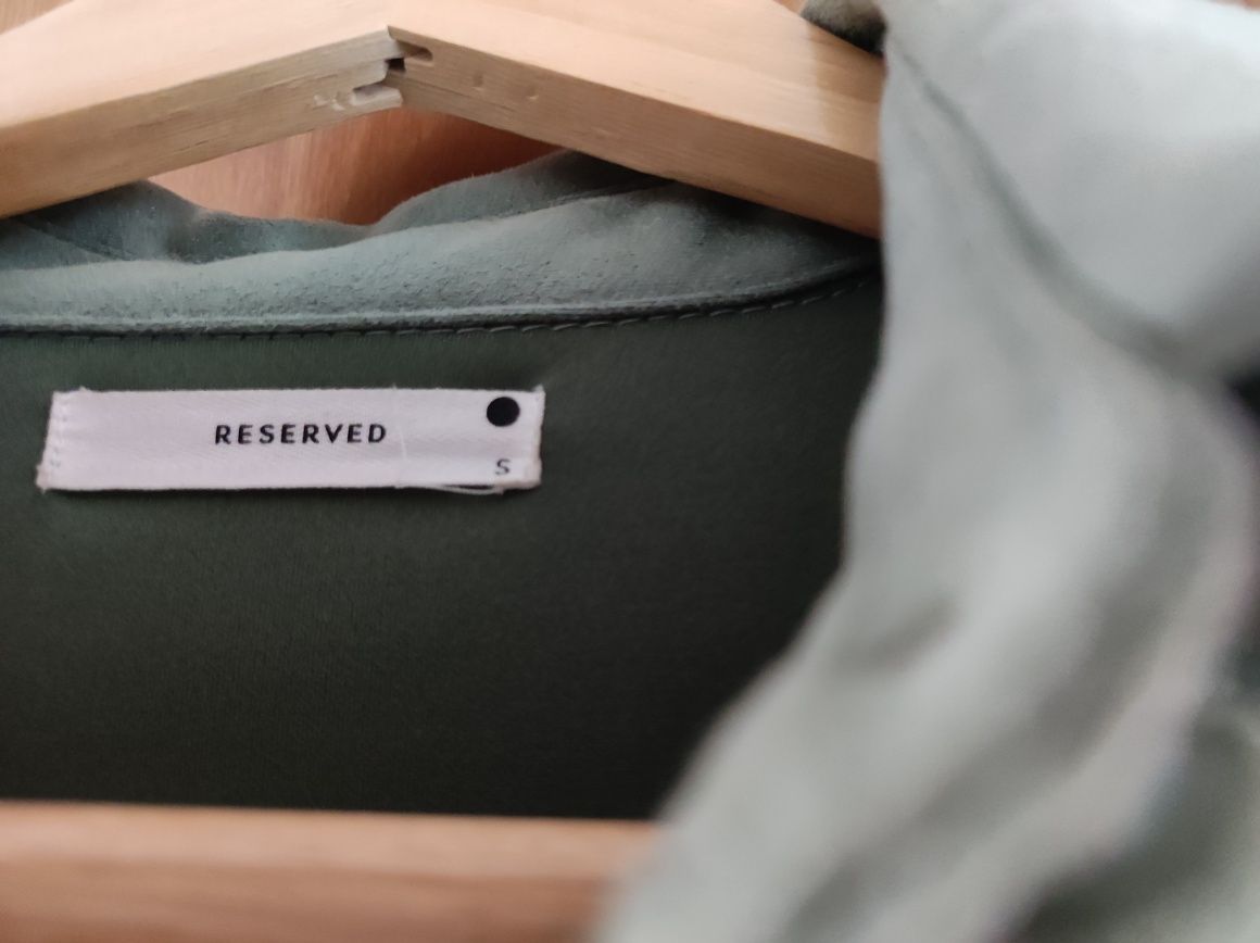Sukienka Reserved