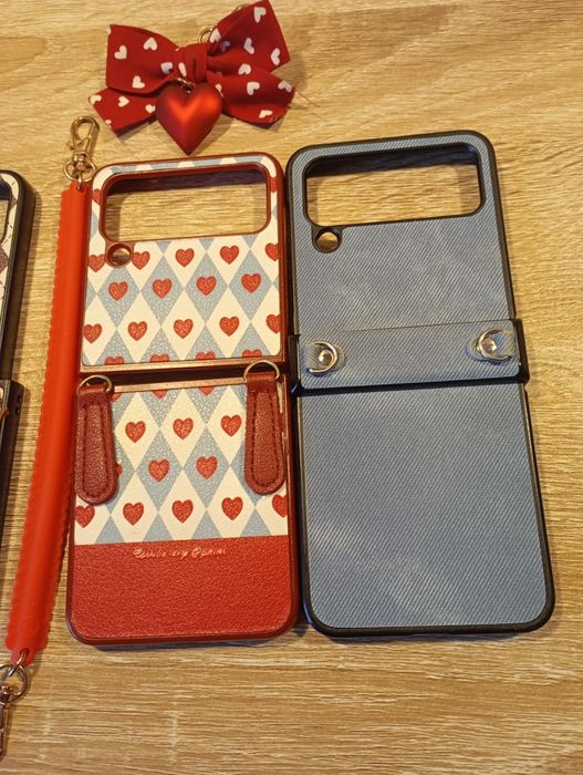 Samsung Flip4 pink gold komplet z 4 etui