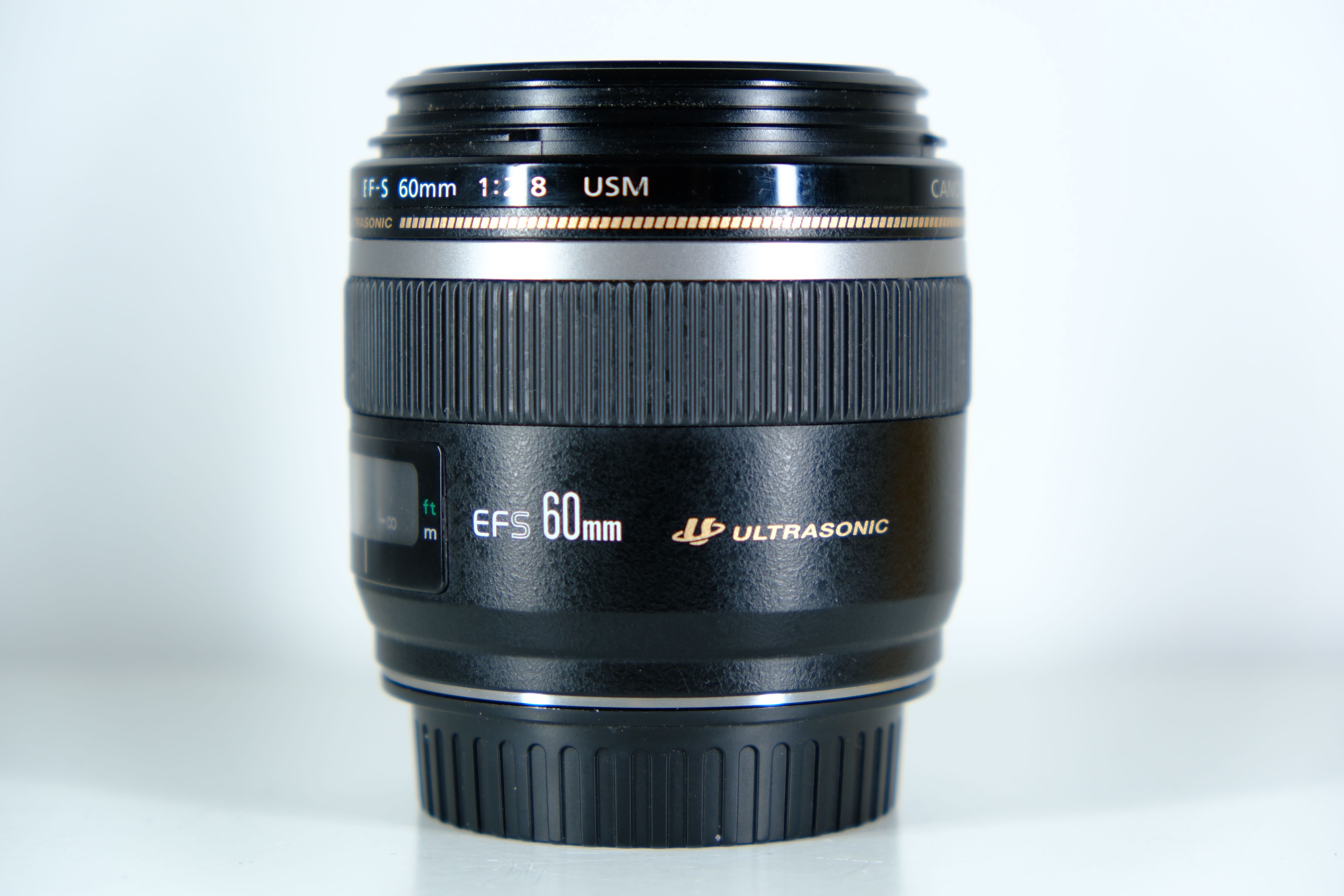 Canon EF-S 60mm f/2.8 Macro USM + гарантія \ без передоплат