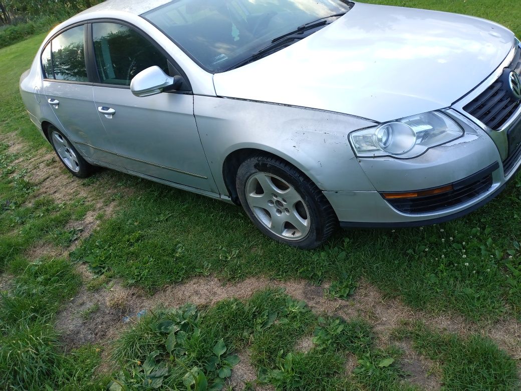 VW Passat b6 19tdi na czesci w całości