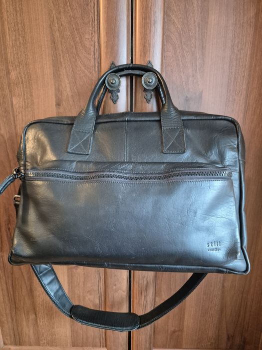 Справжня шкіряна фірмова сумка на плече і з ручками,чорна!