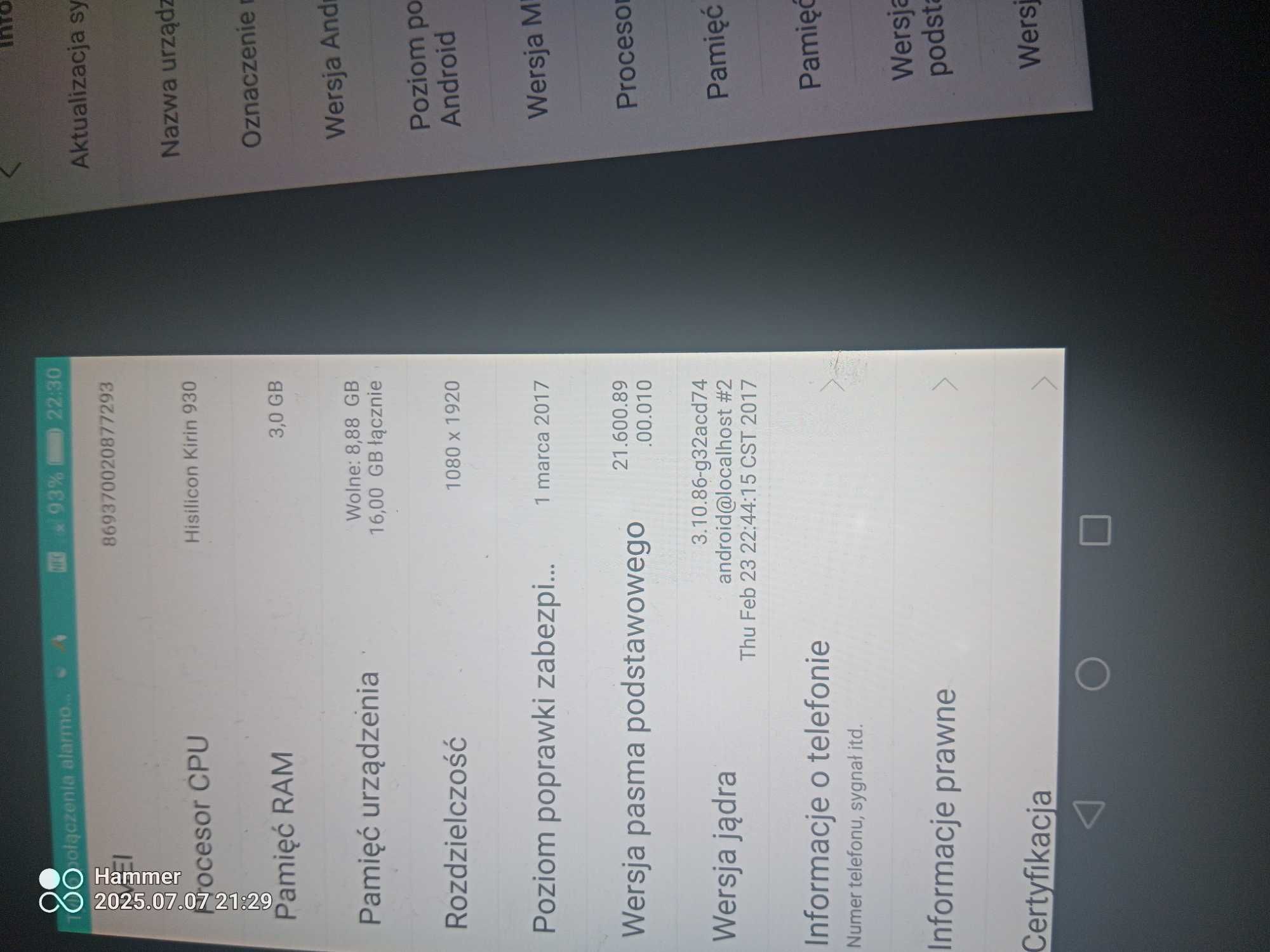Dwa smartfony Huawei p8 i redmi note3