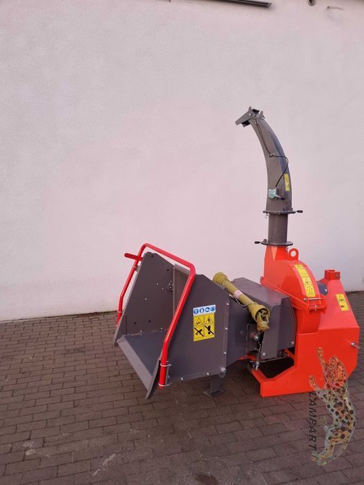 rębak rozdrabniacz rembak BX72R łuparka sieczkarnia gałezi drzewa