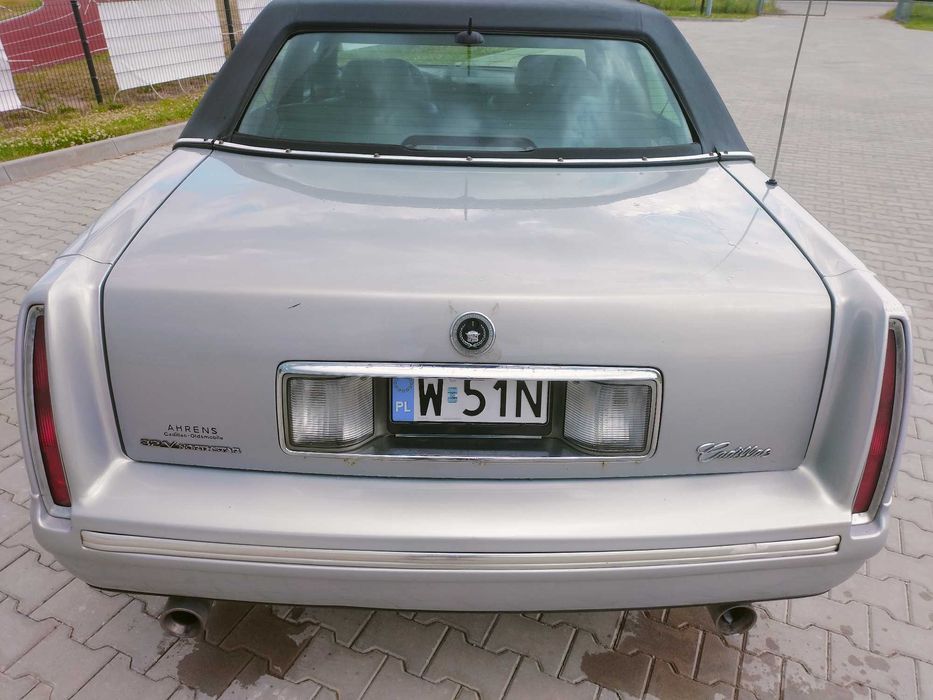 Cadillac DeVille 4,6 V8 1997 - ikona amerykańskiej motoryzacji