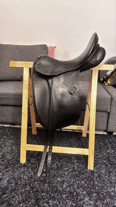 Siodło ujeżdżeniowe Stübben Genesis