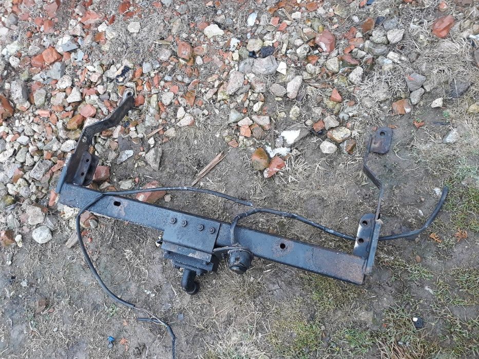 Opel vivaro trafic primastar hak 01-14rok