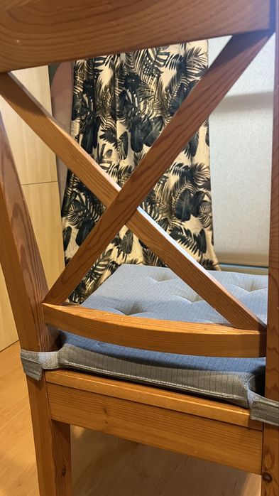 Krzesło IKEA Ingolf do jadalni brązowe rustykalne drewniane