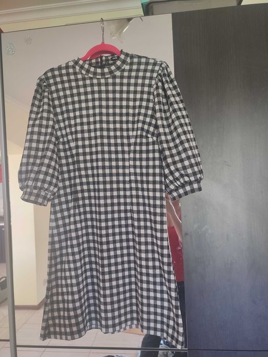 Sukienka damska roz M Sinsey Nowa