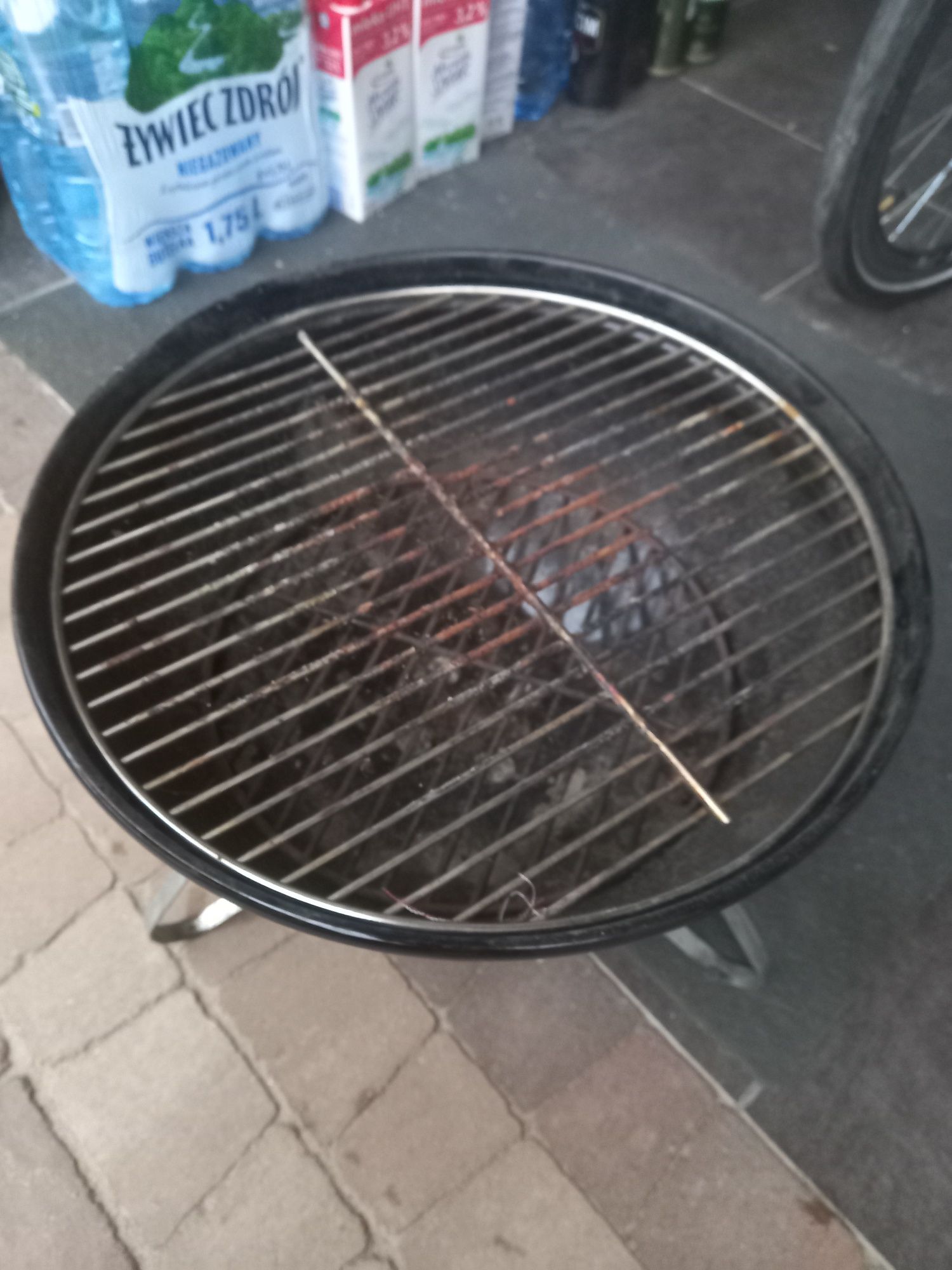 Grill węglowy Weber