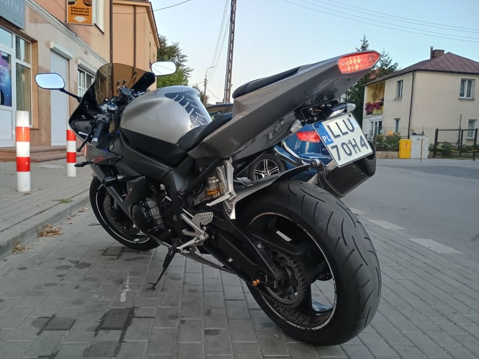 Yamaha R1 RN09 okazja