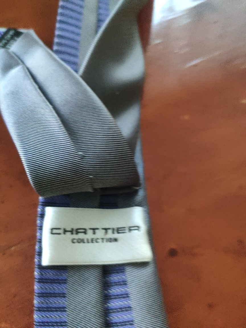 Krawat szary z fioletowymi elementami Chattier Collection
