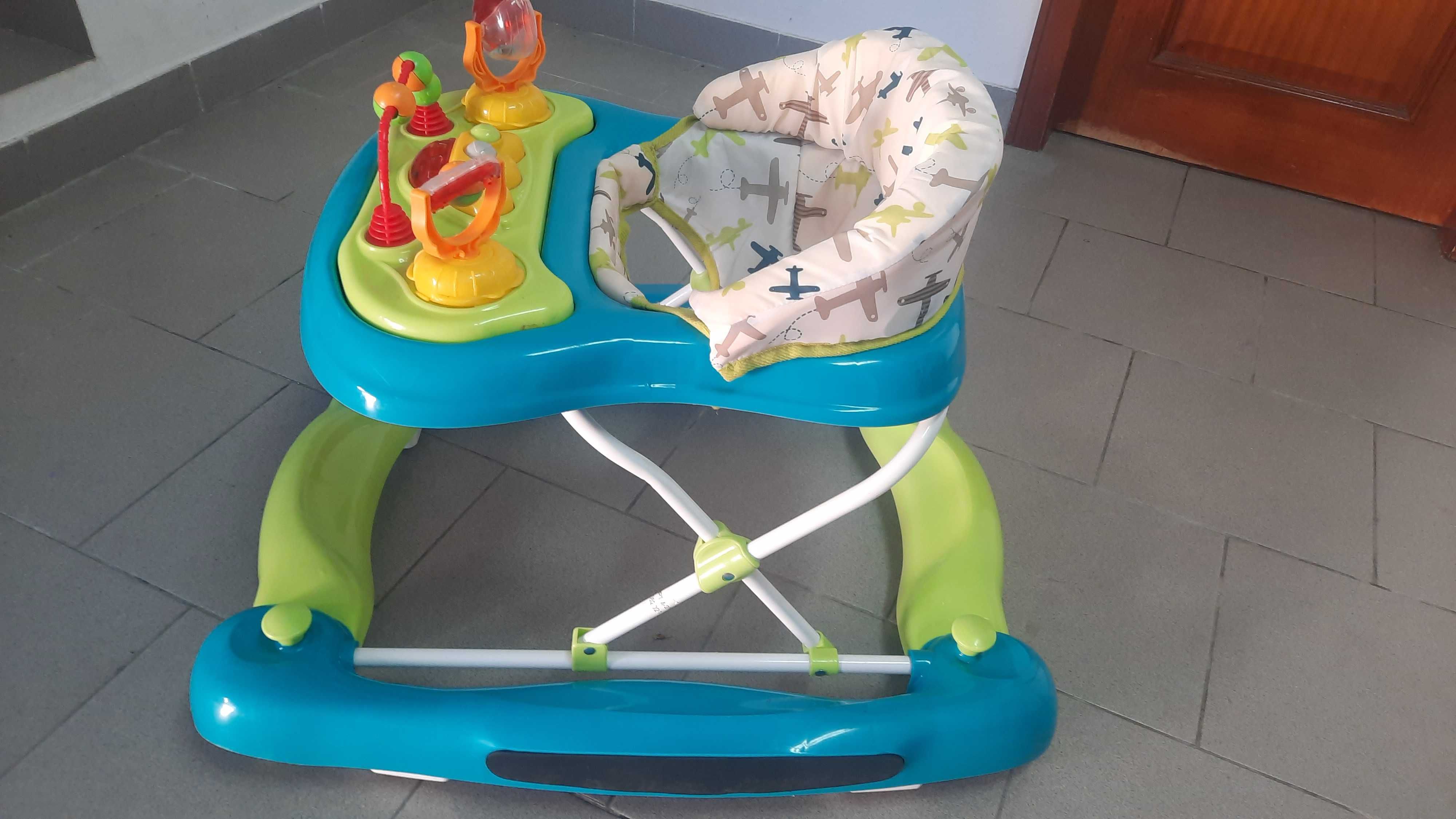 Andador/voador com baloiço para bebé