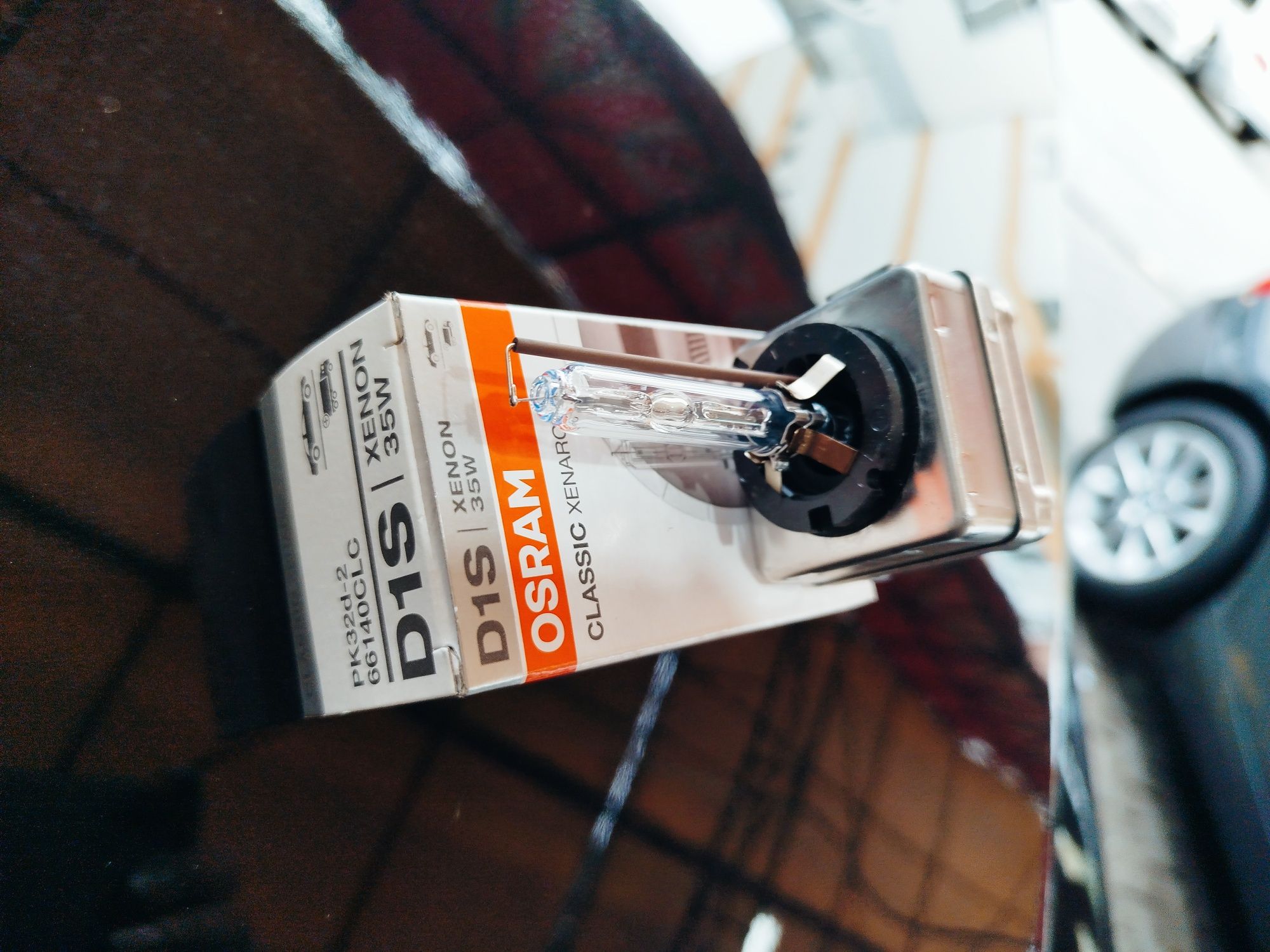 Lâmpada Xenon D 1 S Nova OSRAM 60