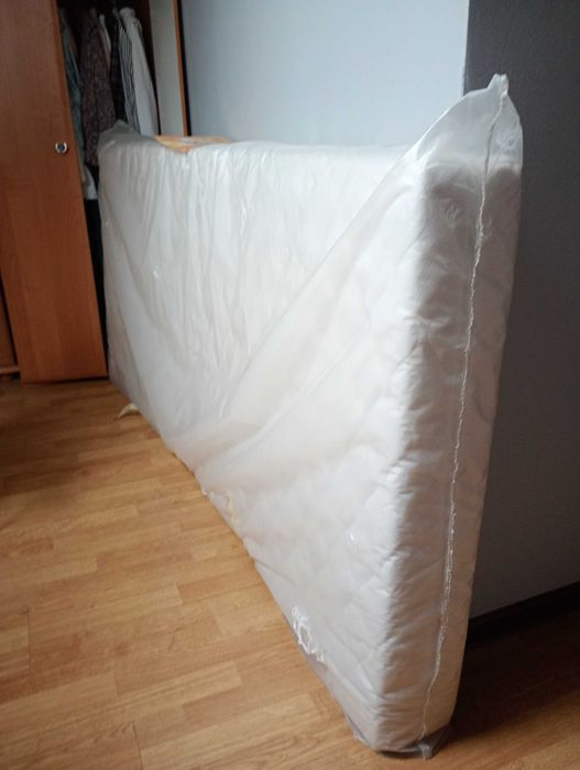 Materac piankowy
