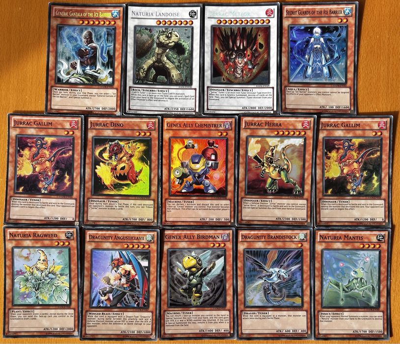 Cartas Yu-Gi-Oh - Holográficas HA04 e HA05