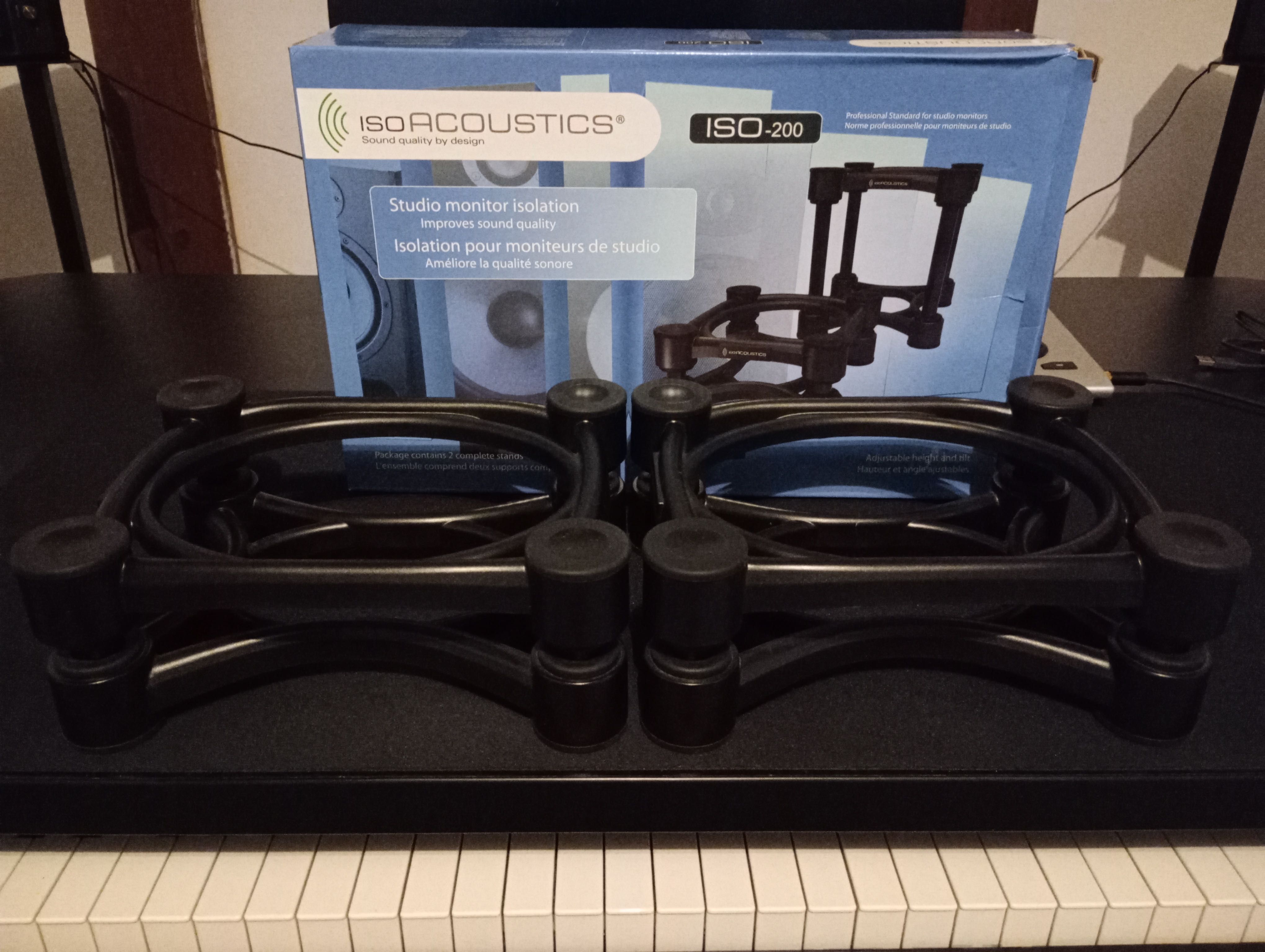Statyw,Stojaki,Monitory studyjne,ISOACOUSTICS ISO-200 PARA.