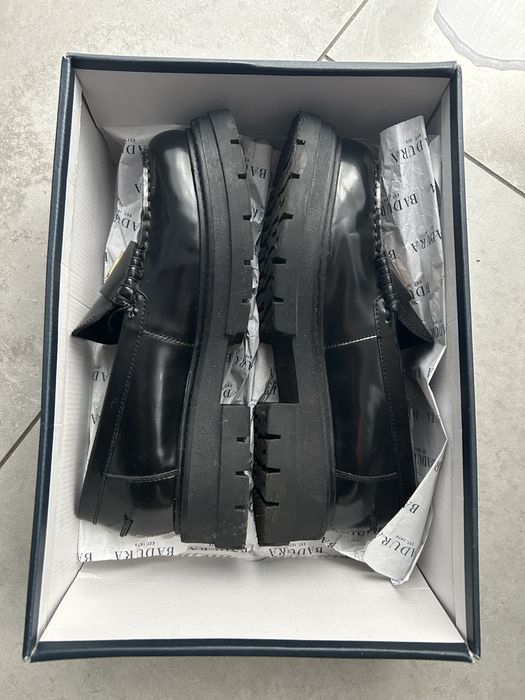 Buty damskie półbuty mokasyny  loafersy skóra Badaura 39