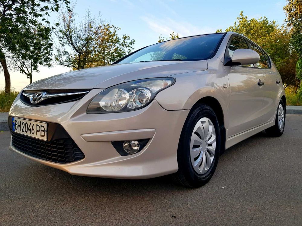 Хюндай i30 1.6 AVTOMAT в отличном состоянии