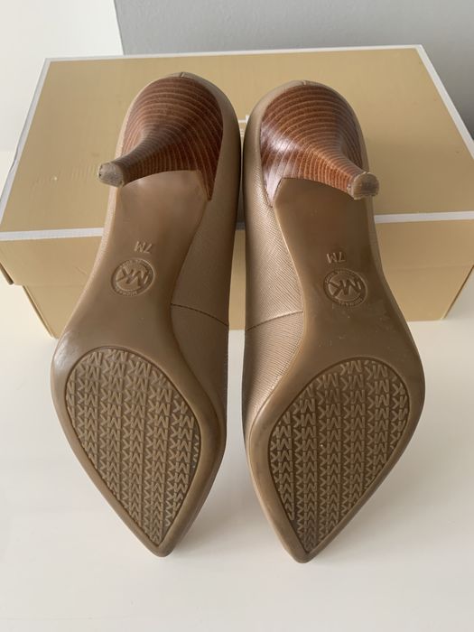 Michael Kors flex mid pump beż 37 US 7