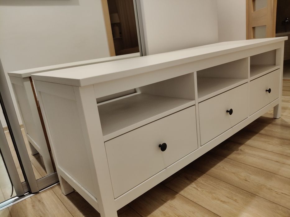 Sprzedam szafkę RTV IKEA HEMNES