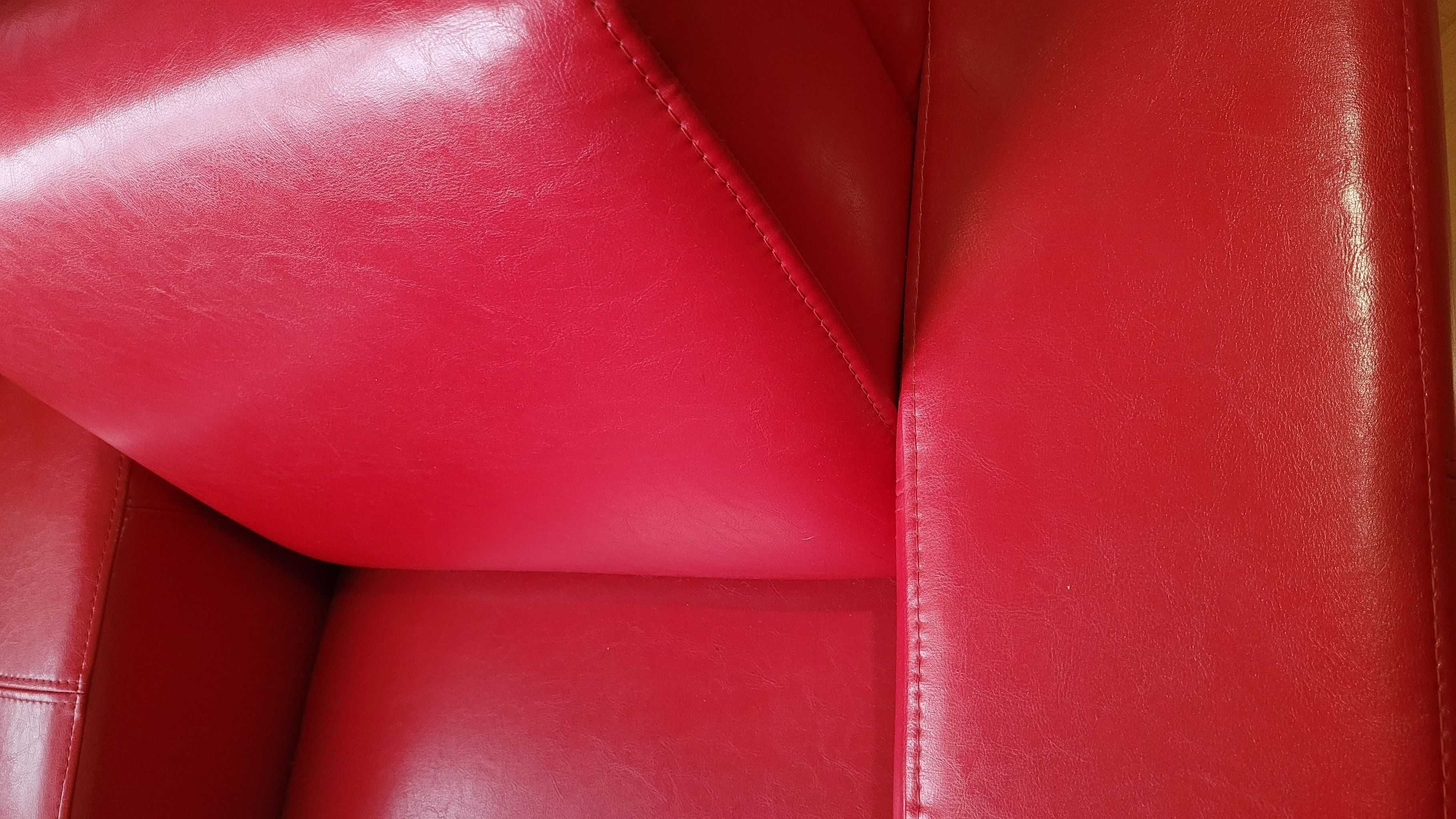 Fotel czerwony ze skóry eko