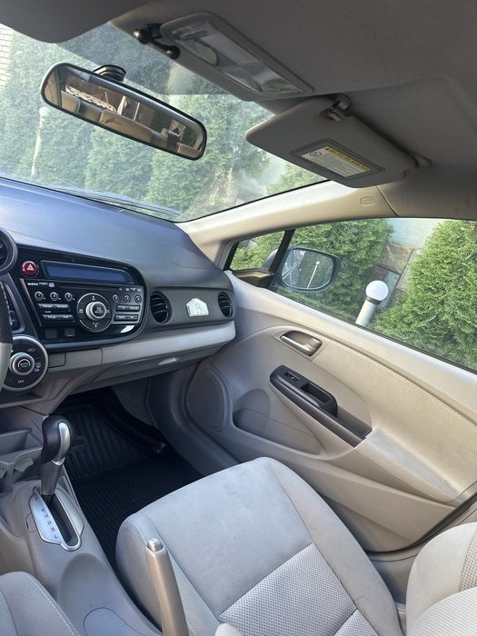 Продається автомобіль Honda INSIGHT gybrid