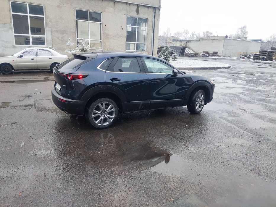 Автомобіль  Mazda cx30