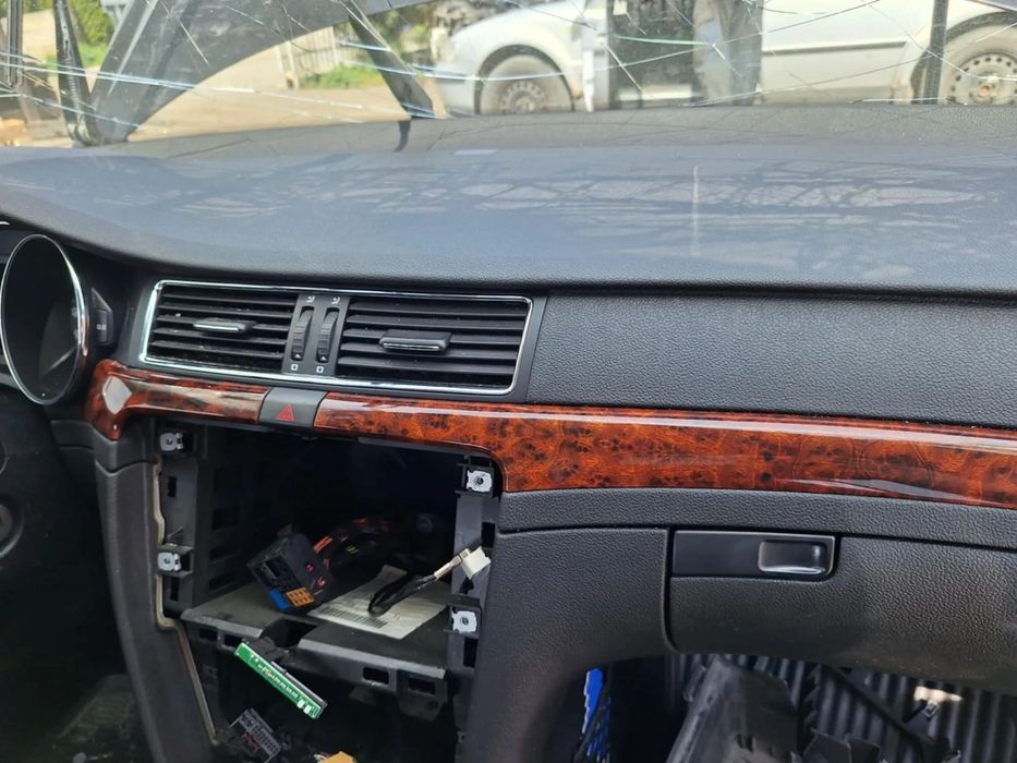 SKODA SUPERB II FL PULPIT DESKA ROZDZIELCZA KONSOLA
