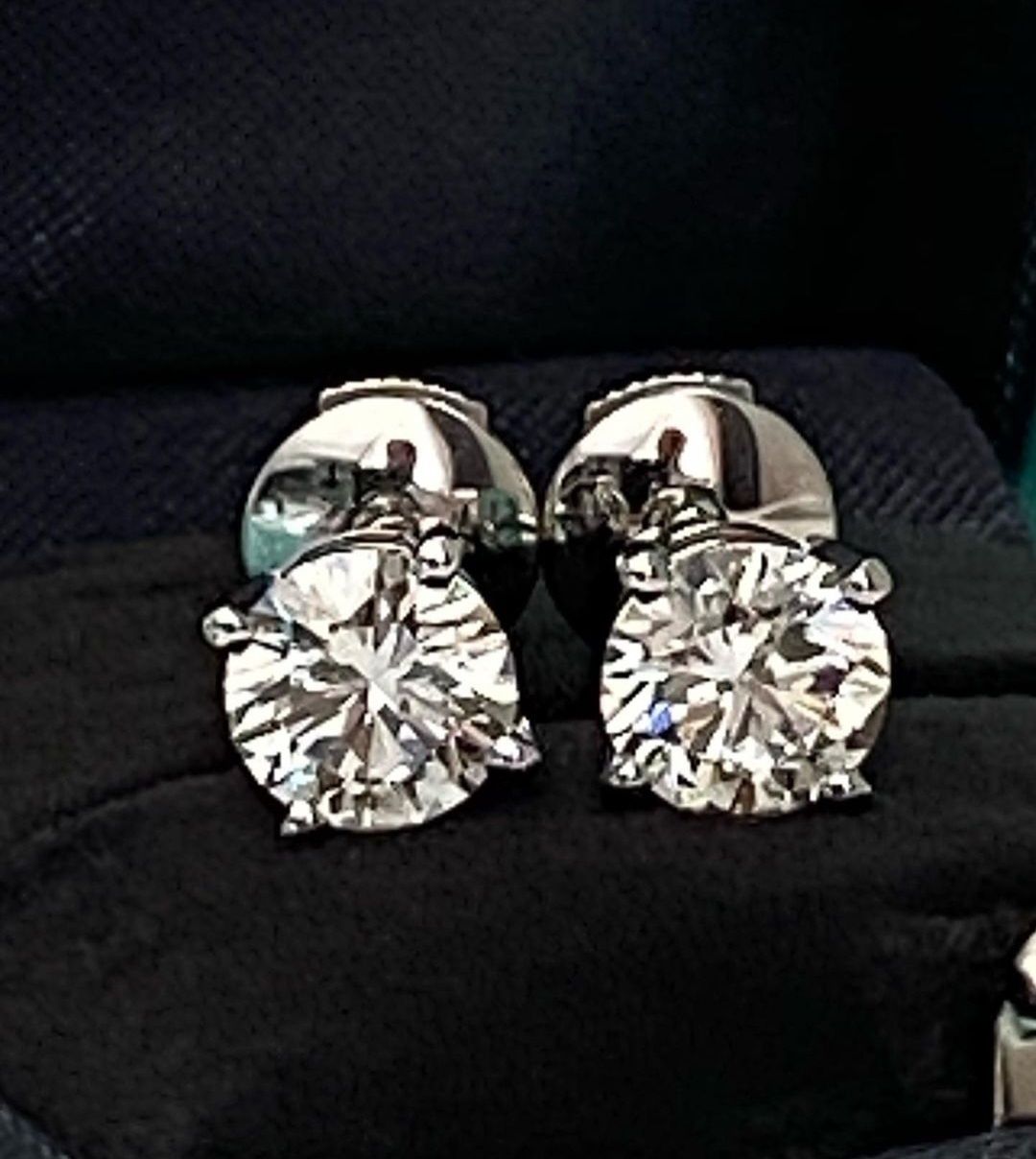 Серьги с бриллиантами 2,17 ct.