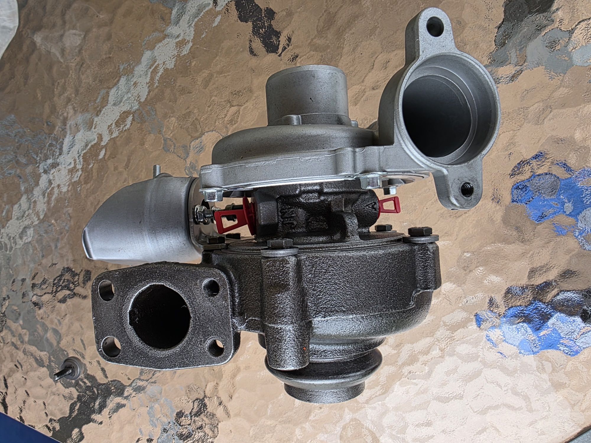 Turbo sprężarka do