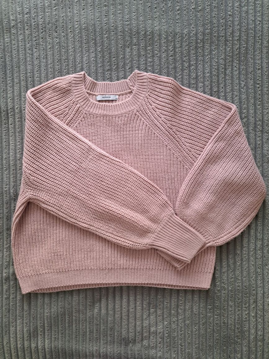 Różowy sweter Reserved