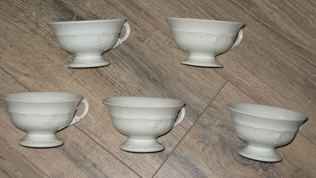 Filiżanki porcelanowe - Stare filiżanki porcelanowe