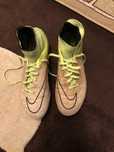Буци NIKE HYPERvenom