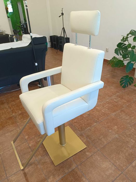 Fotel kosmetyczny, krzesło do stylizacji brwi, makijażu