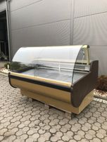 Lada witryna chłodnicza IGLOO dł. 1,7 m. I inne urządzenia.