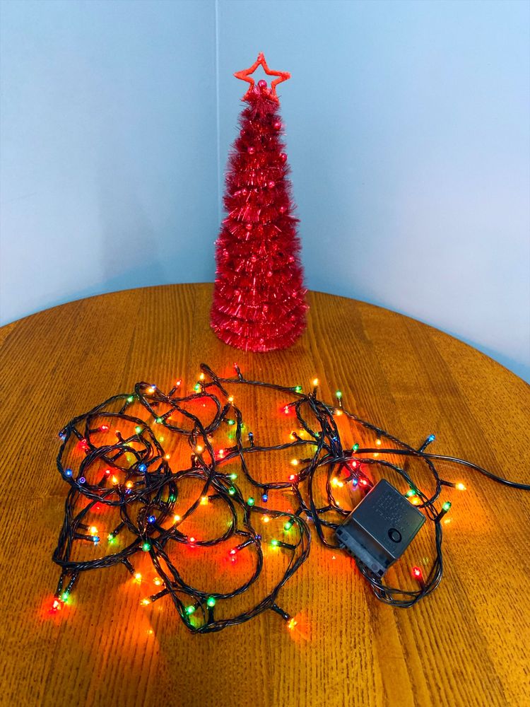 Декоративная, новогодняя гирлянда 4,5 м; разноцветные огоньки на елку