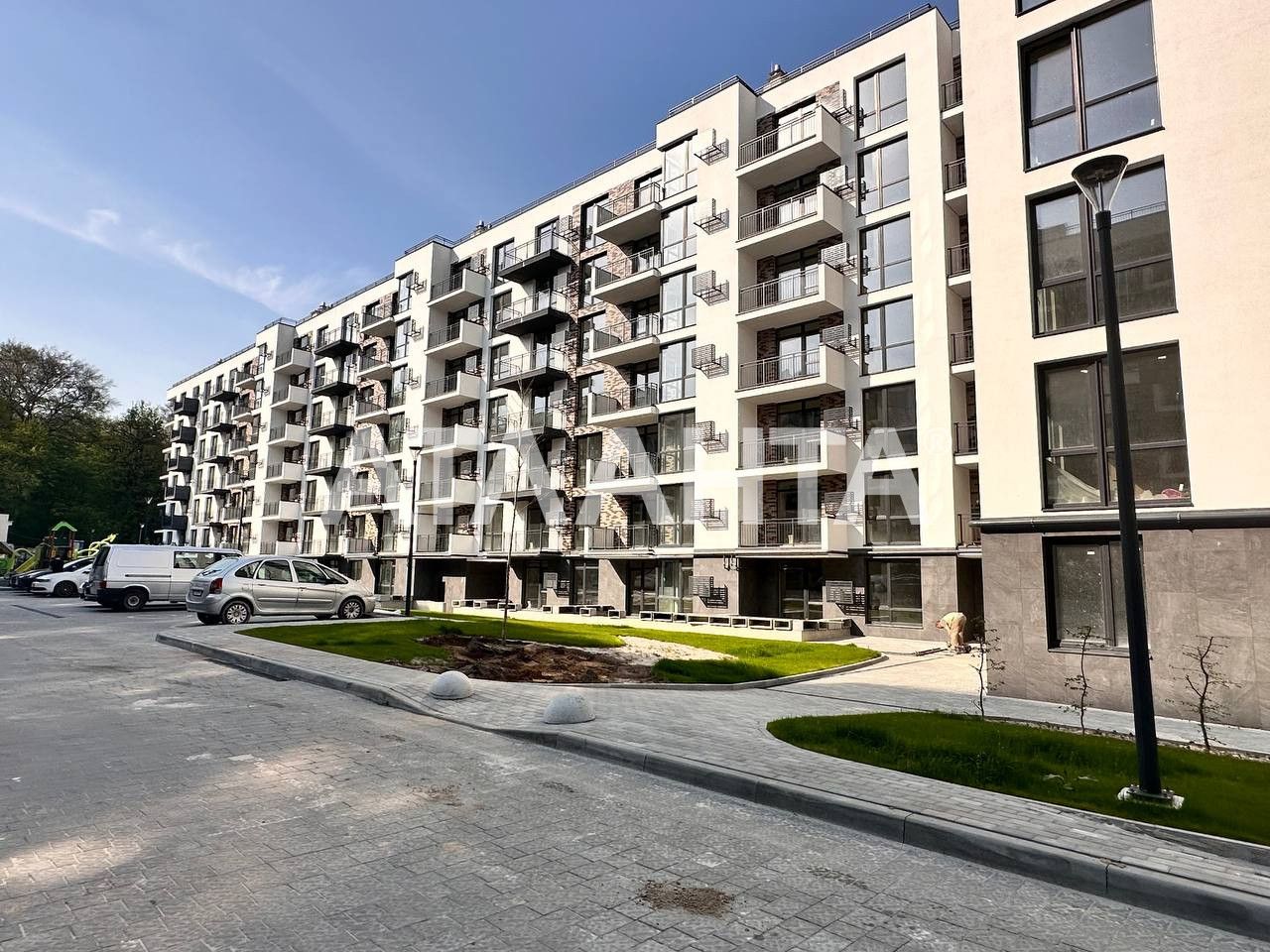 Продаж 1 км квартири в ЖК AUROOM FOREST Винники