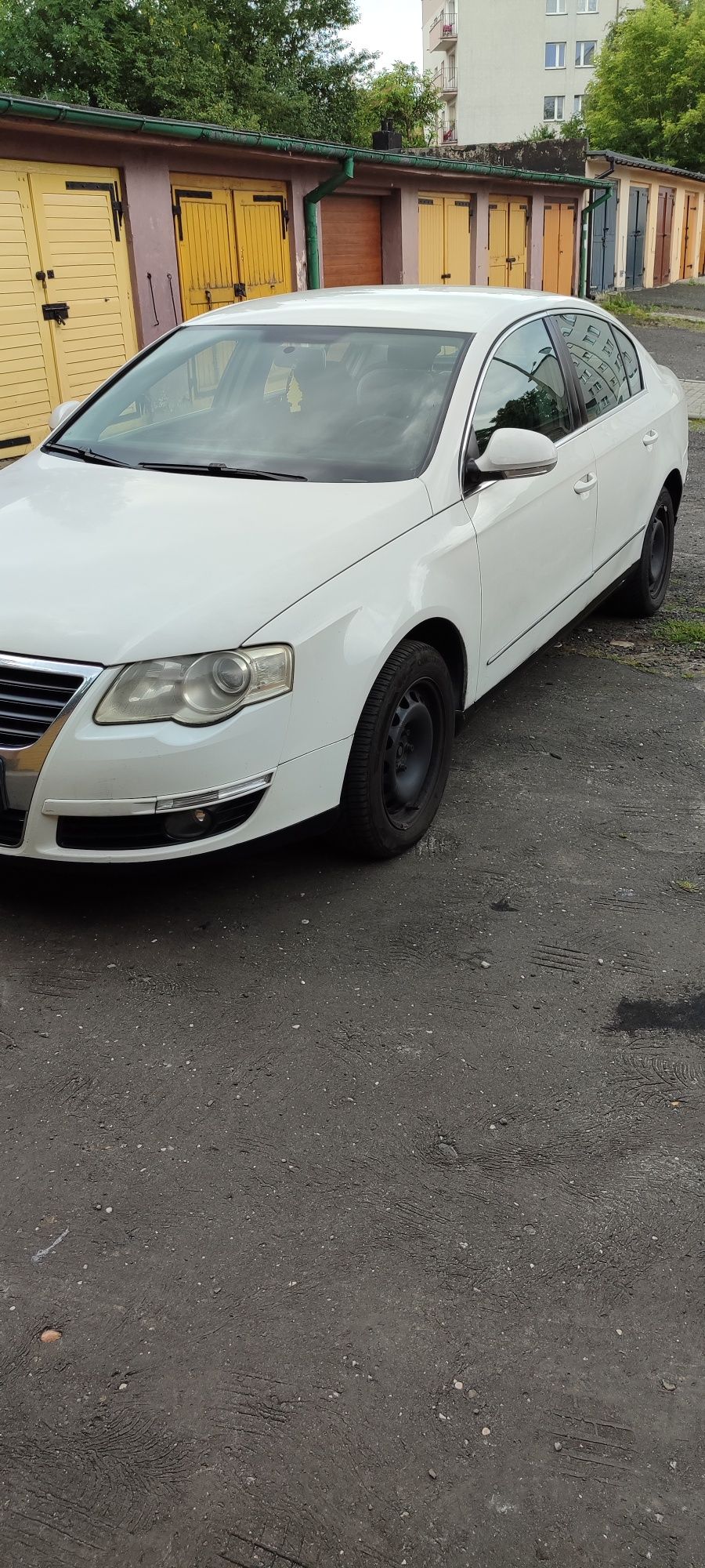 VW Passat B6 2.0tdi. Sedan  polecam