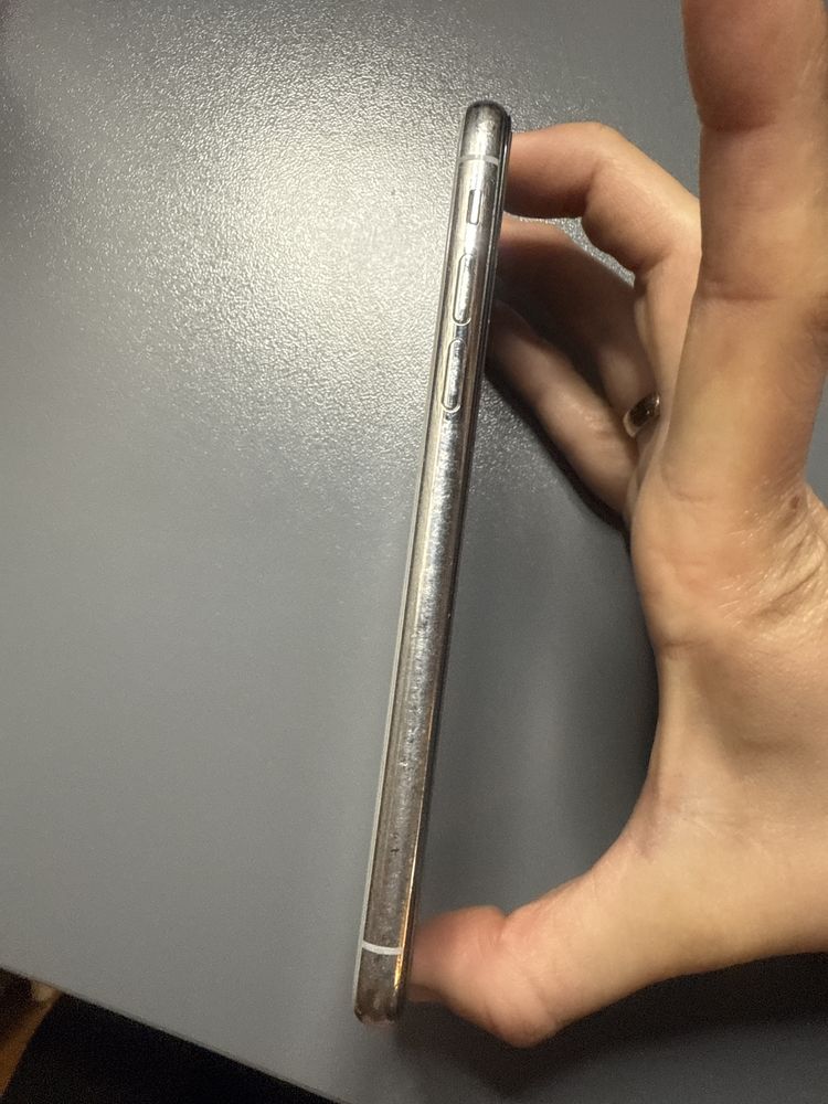 Iphone XS, pojemność 256 gb, kolor srebrny
