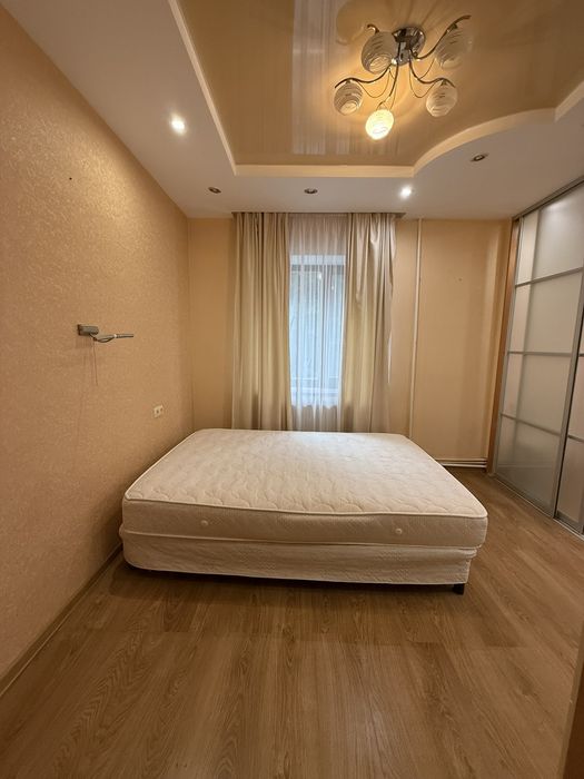 Здаю 2 кім Центр і/о поблизу озера