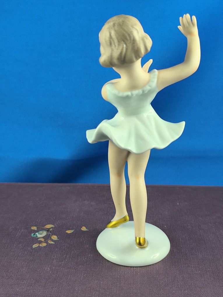 Dziewczynka, dama, baletnica, tancerka Wallendorf #porcelana #prezent