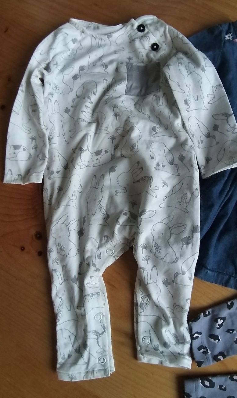 Zestaw ubranek dla dziewczynki firmy Next.  Rozmiar 62-68cm.Nowe.