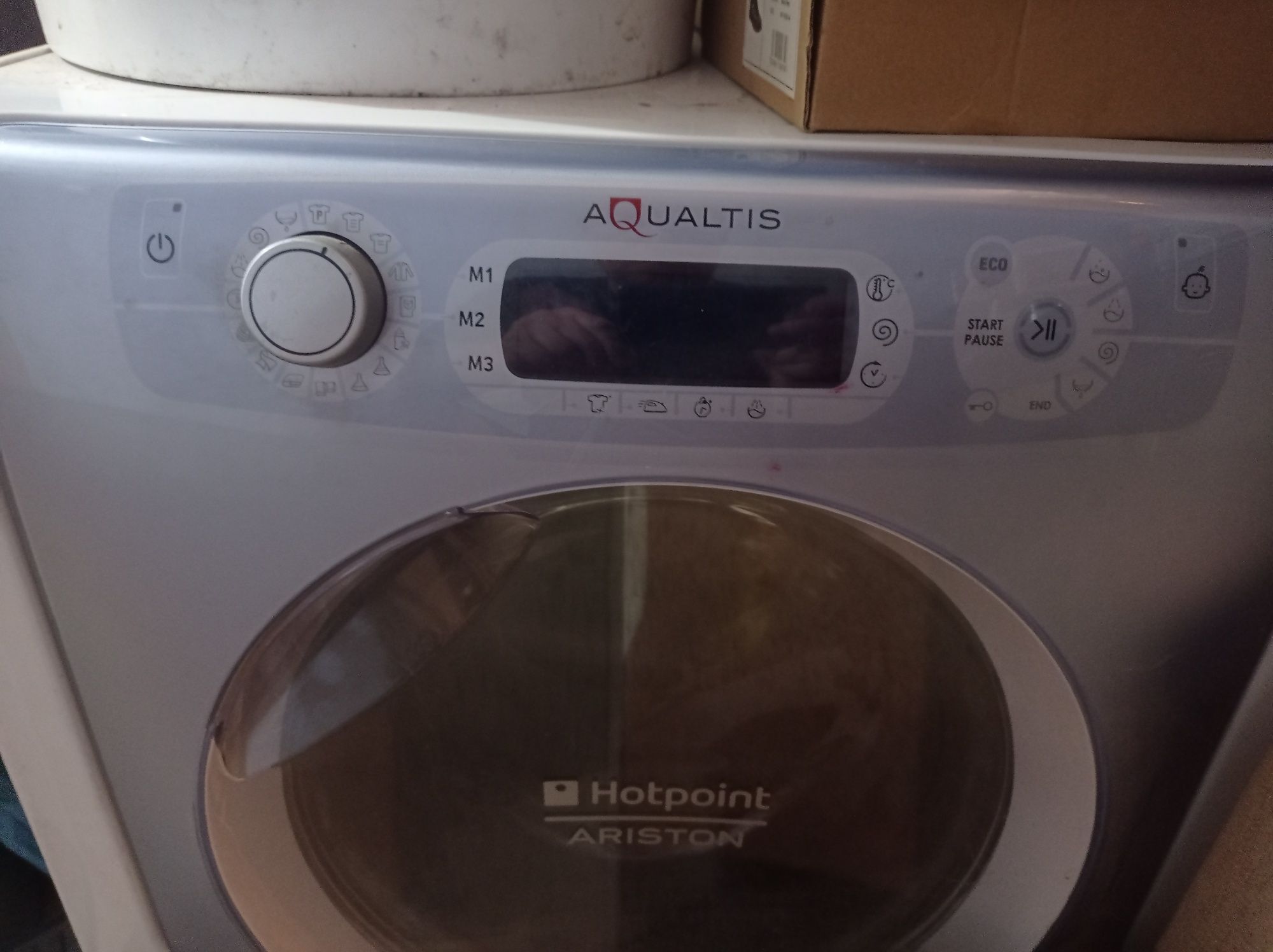 Ariston Hotpoint AQ7D 29 U na części