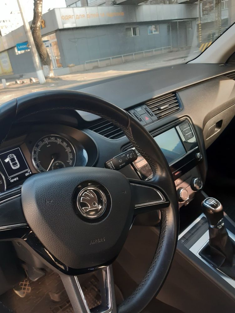 Продам Skoda Octavia 2019