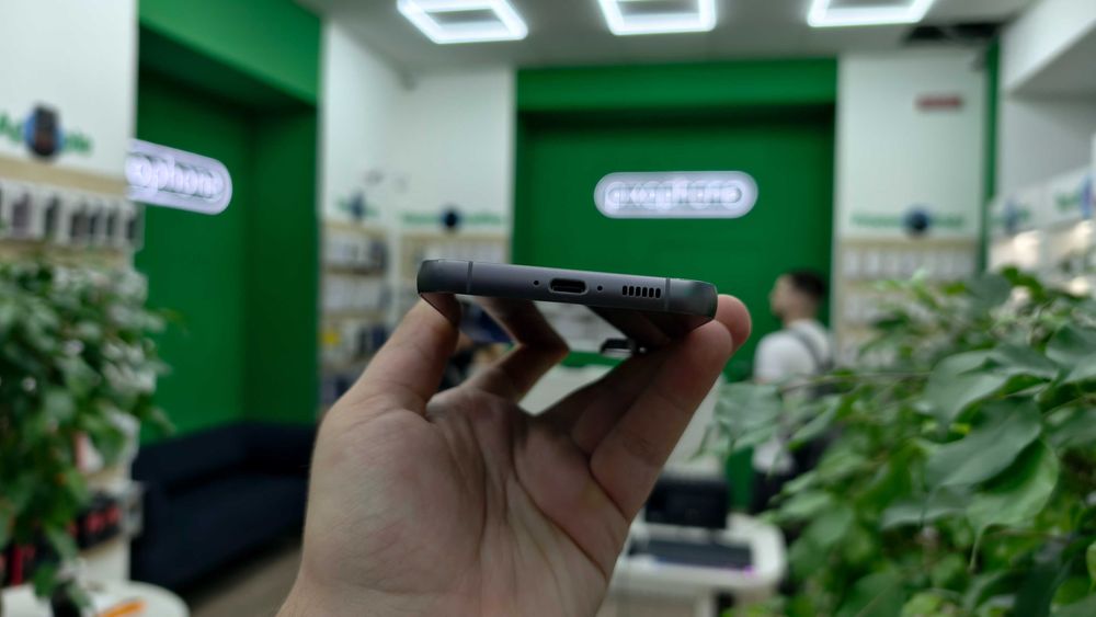 Магазин Samsung Galaxy S23 FE 8/128GB Graphite/Purple Гарантія TradeIn