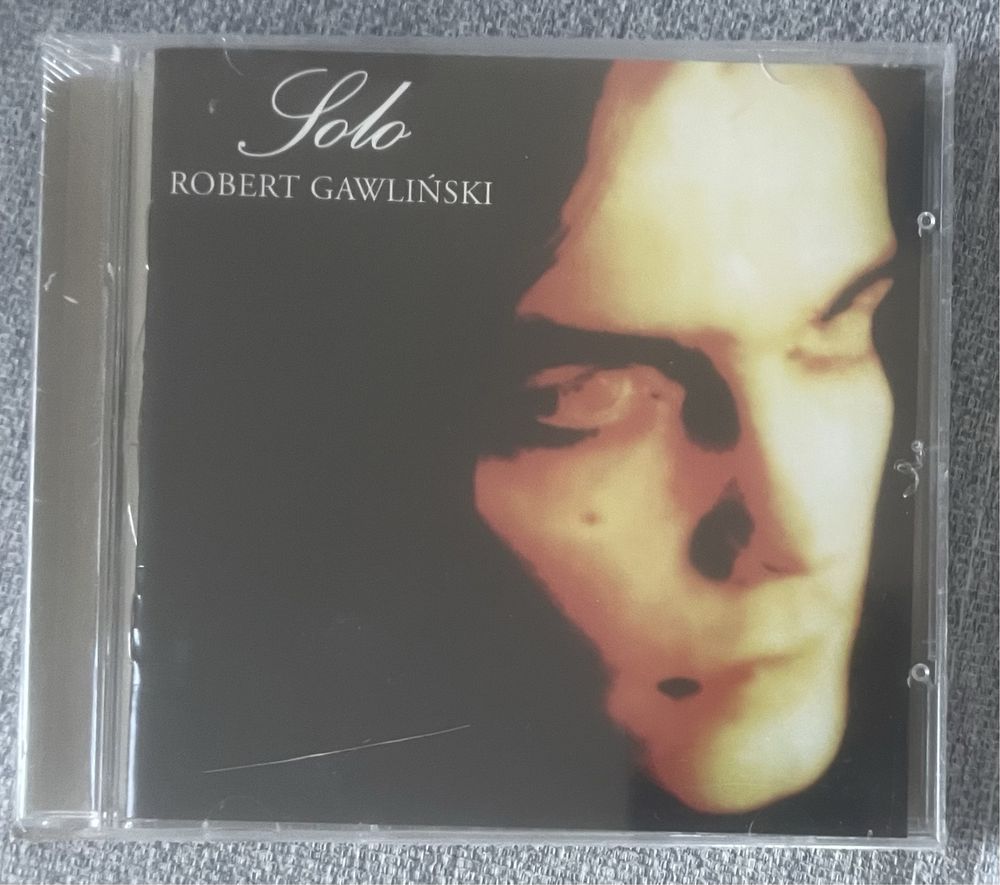Robert Gawliński - solo CD (wilki)