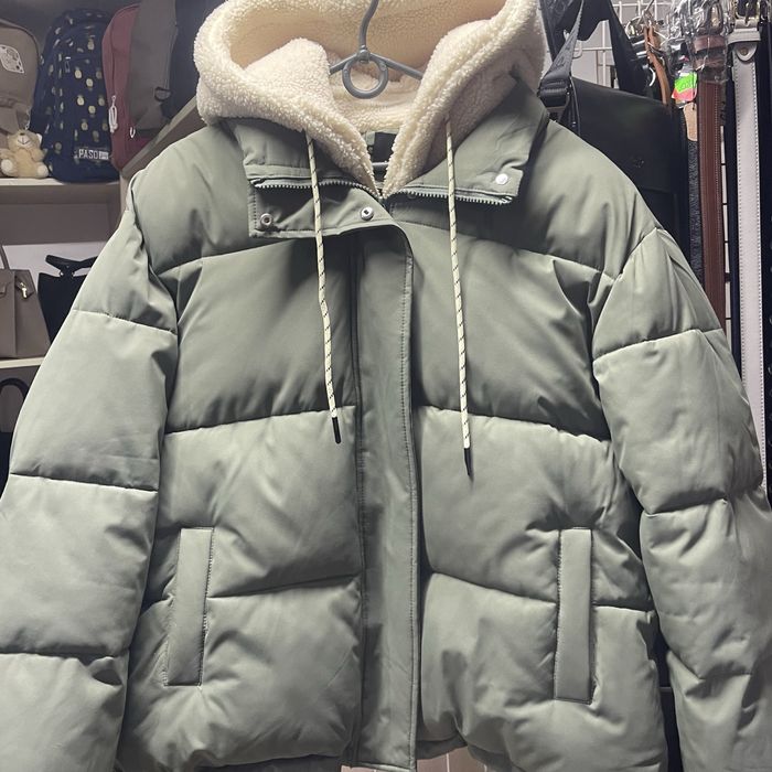 Тепла зимова куртка