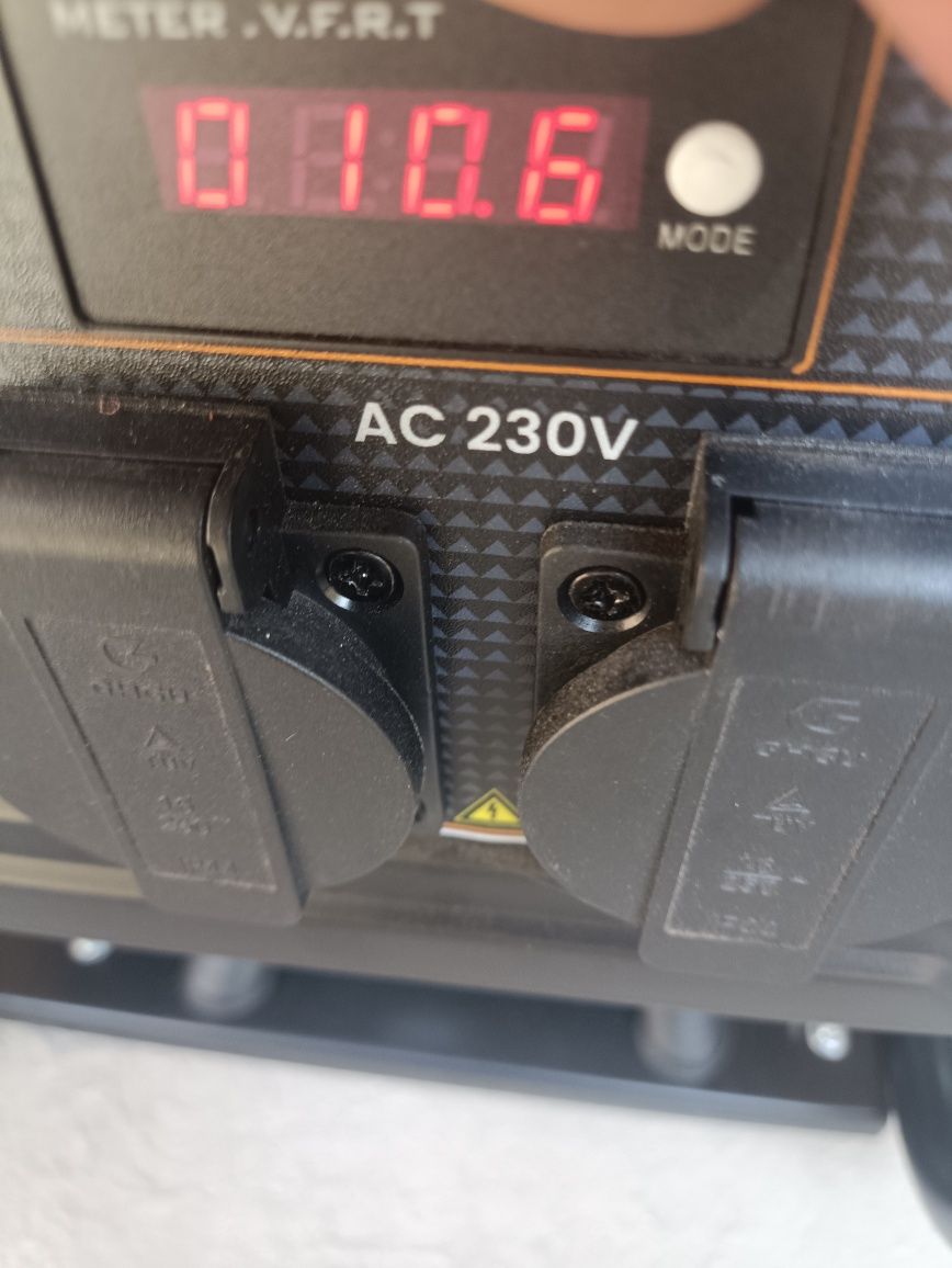 Продам инверторный генератор MXR 4500i
